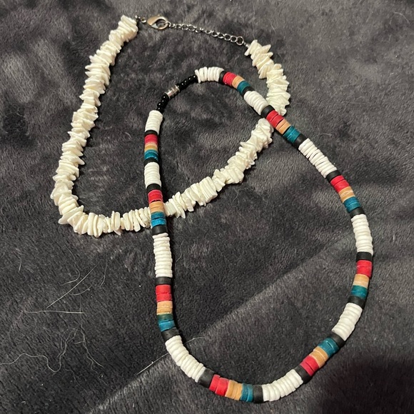 two shell necklaces! - Picture 1 of 1